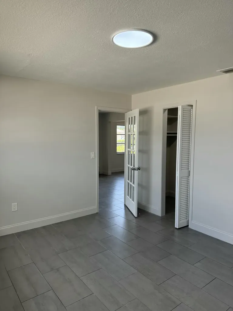 1325 N J Street Lake Worth FL 33460