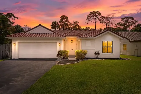 1051 New Parkview Place Haverhill FL 33417