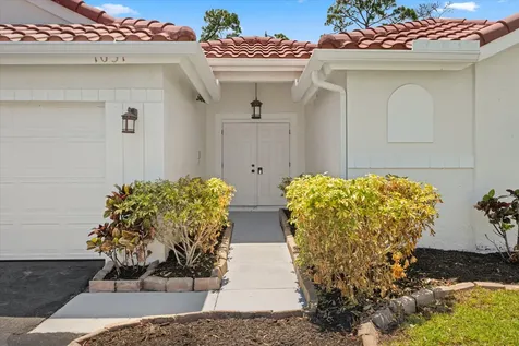 1051 New Parkview Place Haverhill FL 33417