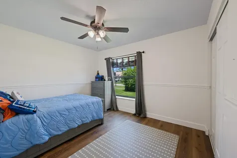 1051 New Parkview Place Haverhill FL 33417