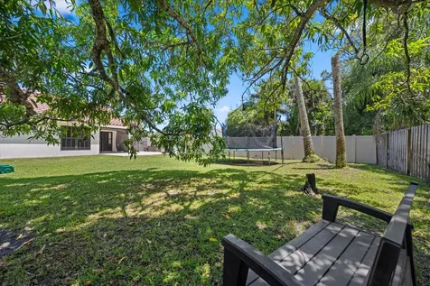 1051 New Parkview Place Haverhill FL 33417