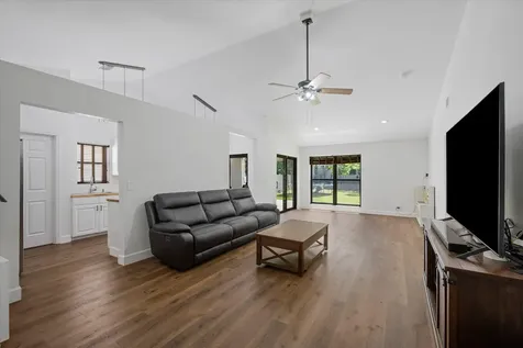 1051 New Parkview Place Haverhill FL 33417