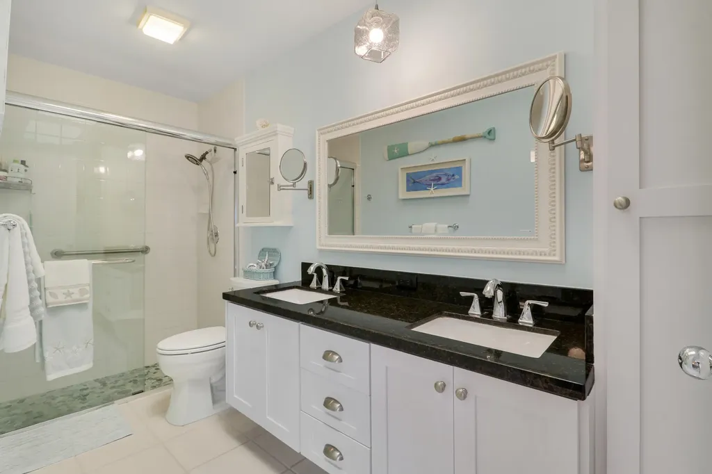 10301 Chapman Oak Court Palm Beach Gardens FL 33410