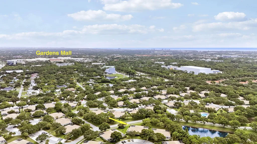 10301 Chapman Oak Court Palm Beach Gardens FL 33410