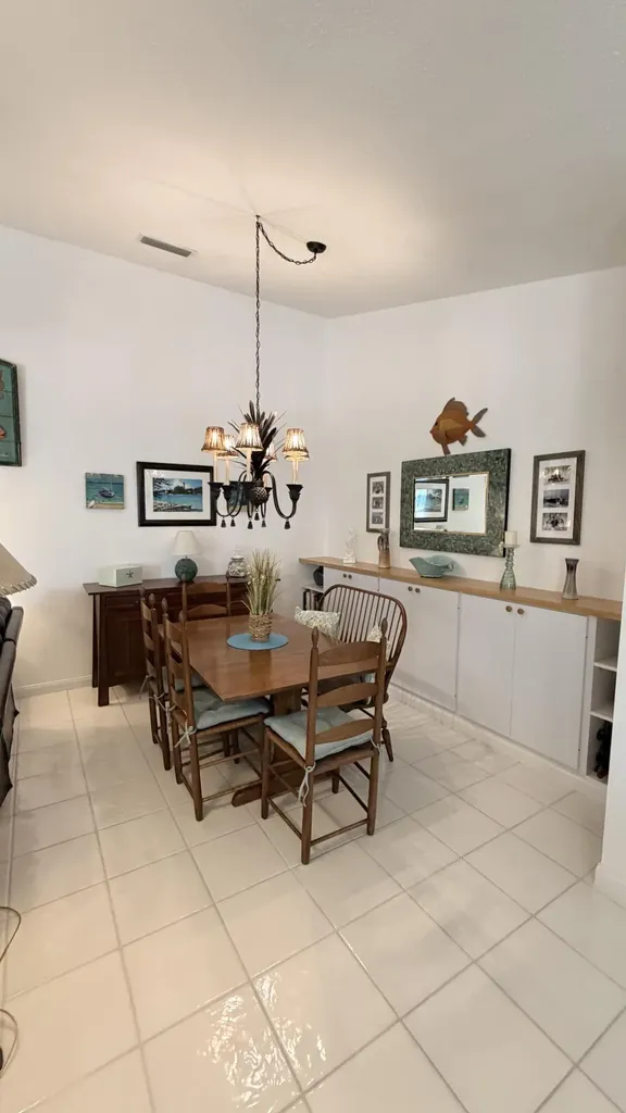10301 Chapman Oak Court Palm Beach Gardens FL 33410