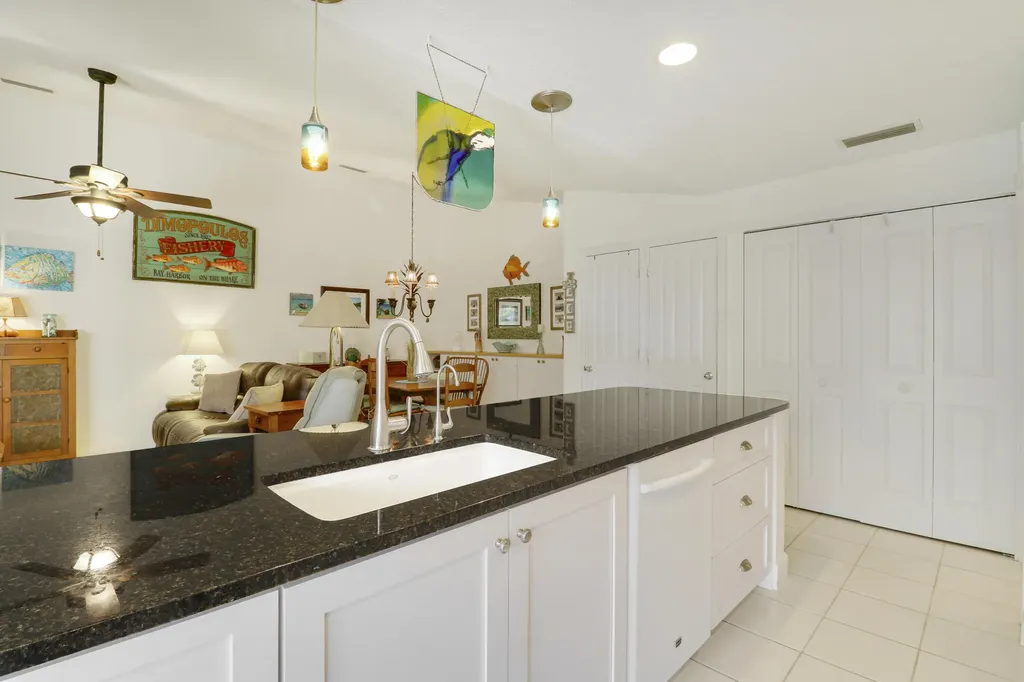10301 Chapman Oak Court Palm Beach Gardens FL 33410
