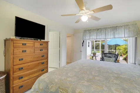 10301 Chapman Oak Court Palm Beach Gardens FL 33410
