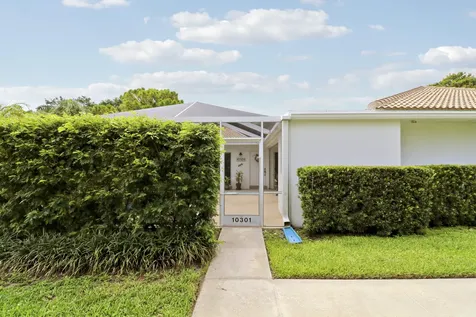 10301 Chapman Oak Court Palm Beach Gardens FL 33410