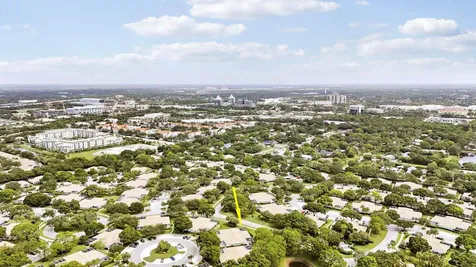 10301 Chapman Oak Court Palm Beach Gardens FL 33410