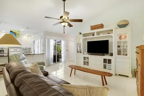 10301 Chapman Oak Court Palm Beach Gardens FL 33410