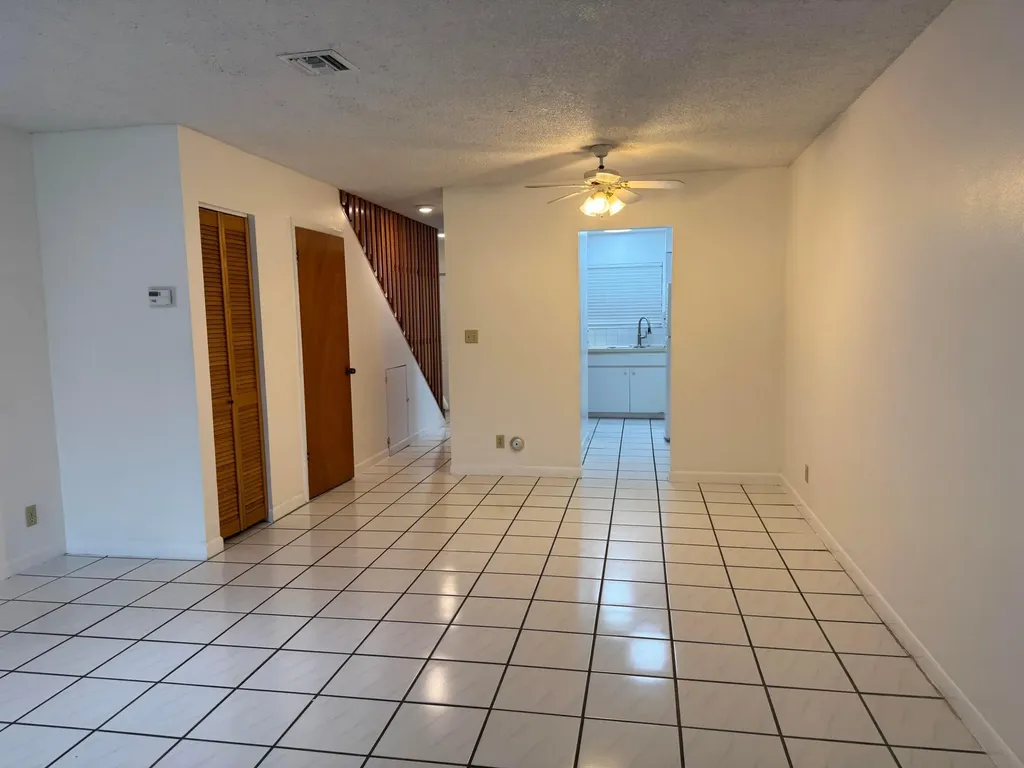 8803-8811 NW 35th Street Coral Springs FL 33065