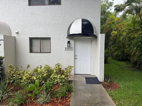 8803-8811 NW 35th Street Coral Springs FL 33065
