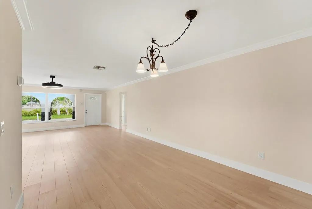 22267 SW 57th Avenue Boca Raton FL 33428