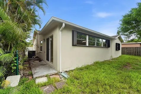 22267 SW 57th Avenue Boca Raton FL 33428