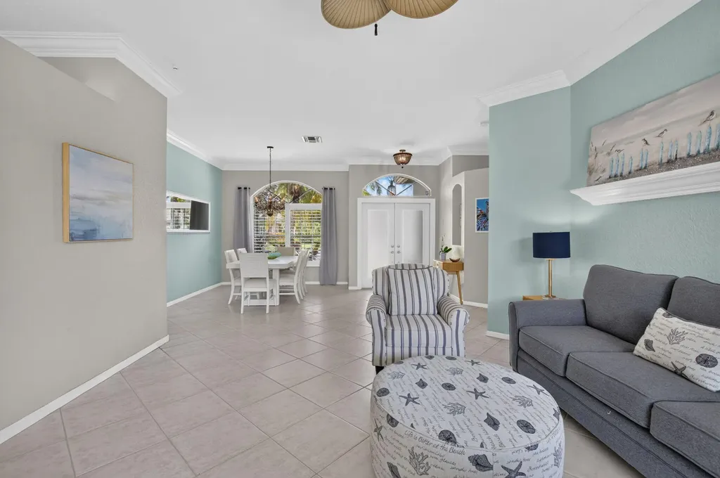 1365 E Barwick Ranch Circle Delray Beach FL 33445