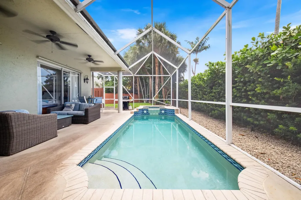 1365 E Barwick Ranch Circle Delray Beach FL 33445