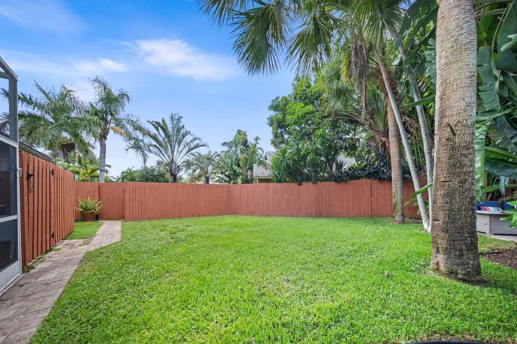 1365 E Barwick Ranch Circle Delray Beach FL 33445