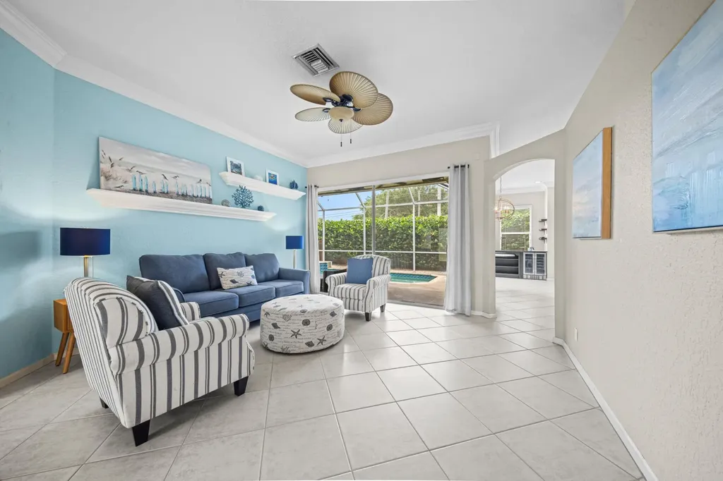 1365 E Barwick Ranch Circle Delray Beach FL 33445