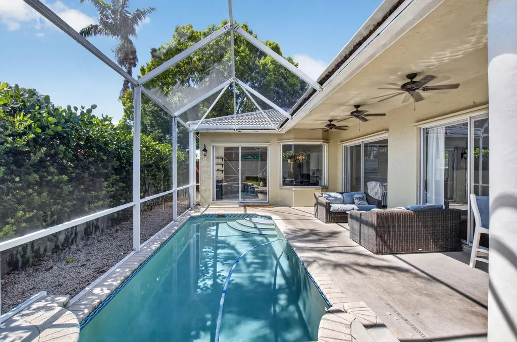 1365 E Barwick Ranch Circle Delray Beach FL 33445