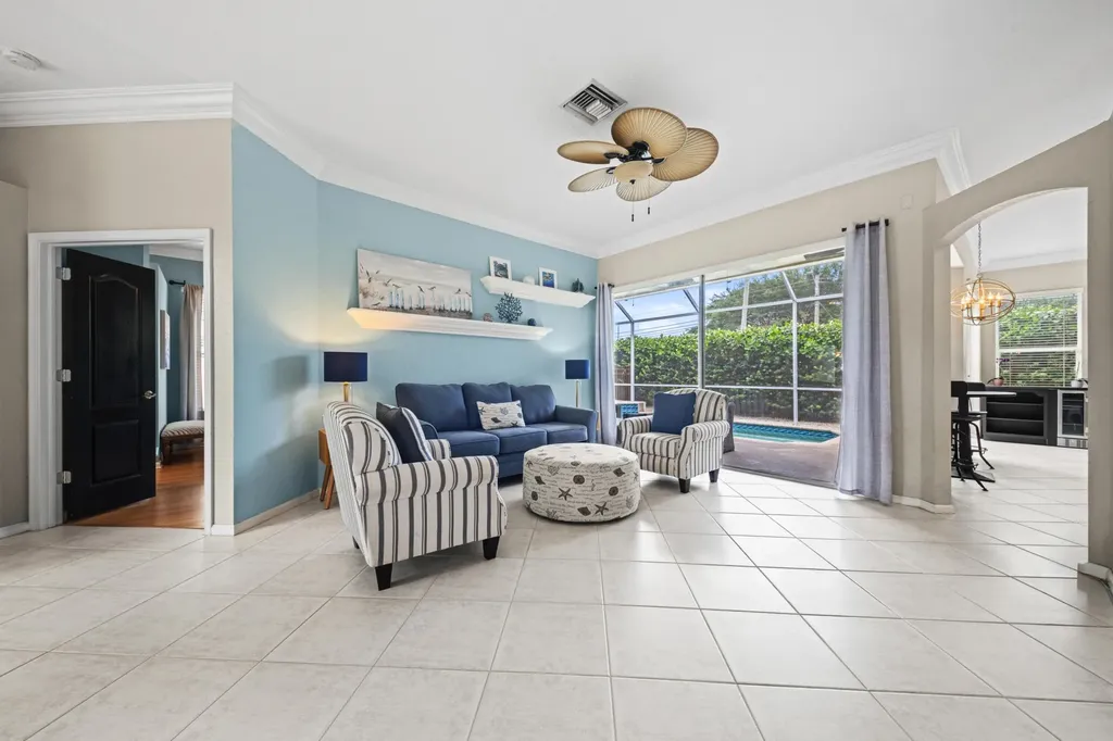 1365 E Barwick Ranch Circle Delray Beach FL 33445