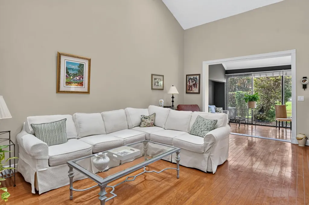 7913 La Mirada Drive Boca Raton FL 33433