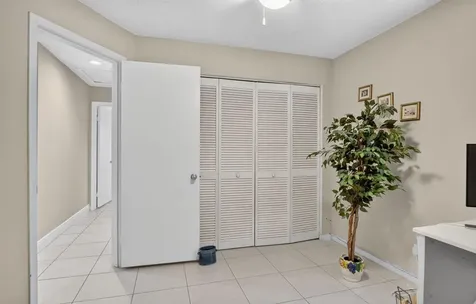 7913 La Mirada Drive Boca Raton FL 33433