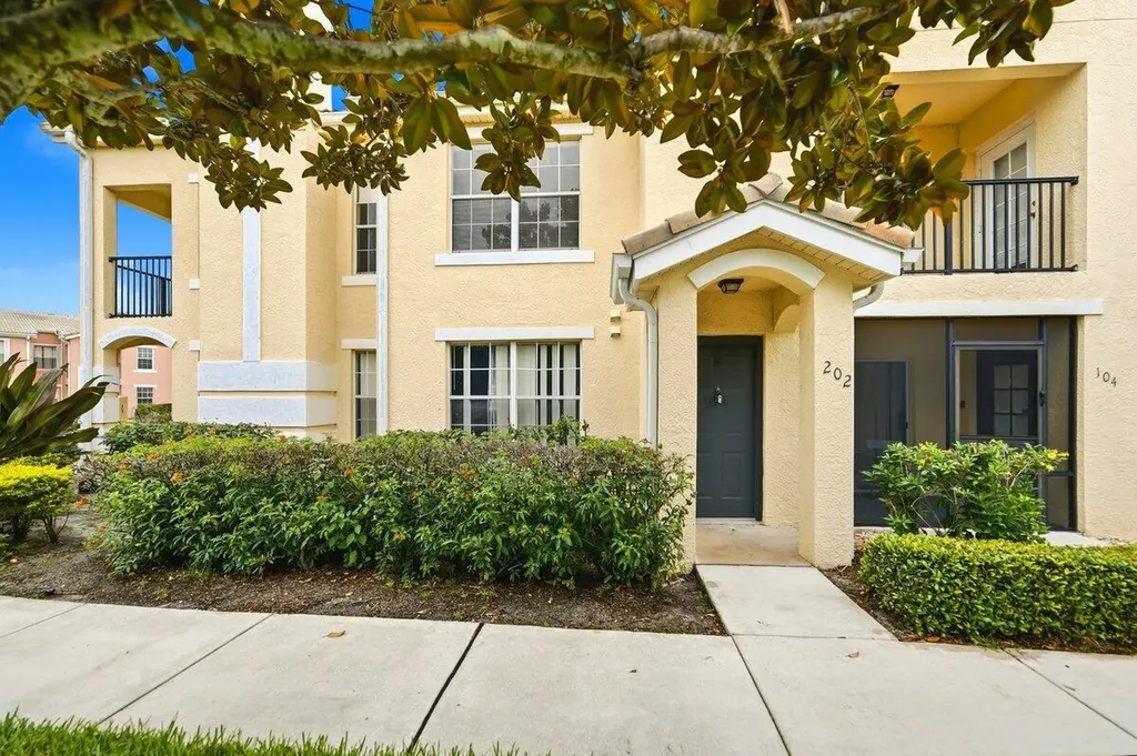 124 SW Peacock Boulevard Port St Lucie FL 34986