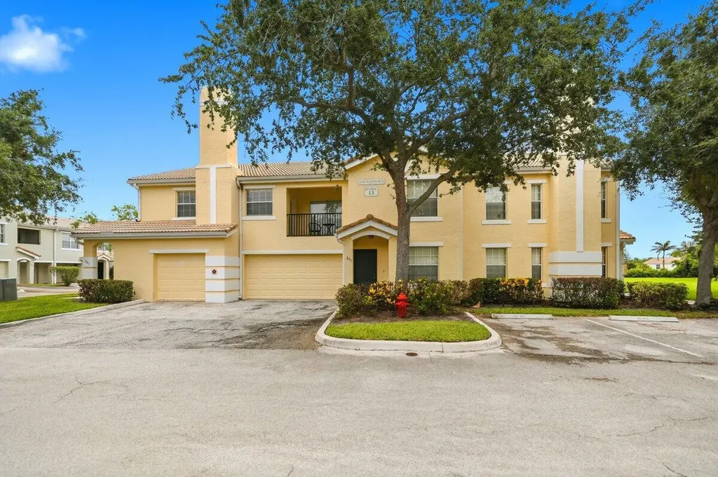 124 SW Peacock Boulevard Port St Lucie FL 34986