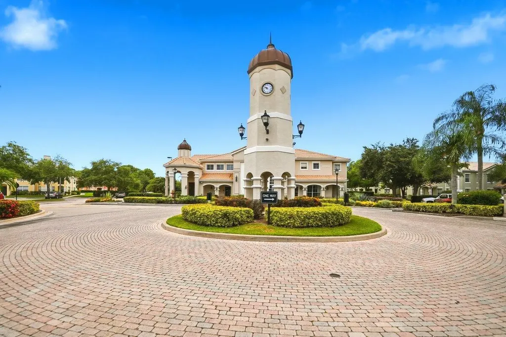 124 SW Peacock Boulevard Port St Lucie FL 34986