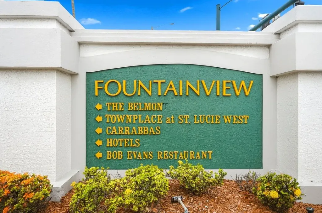 124 SW Peacock Boulevard Port St Lucie FL 34986