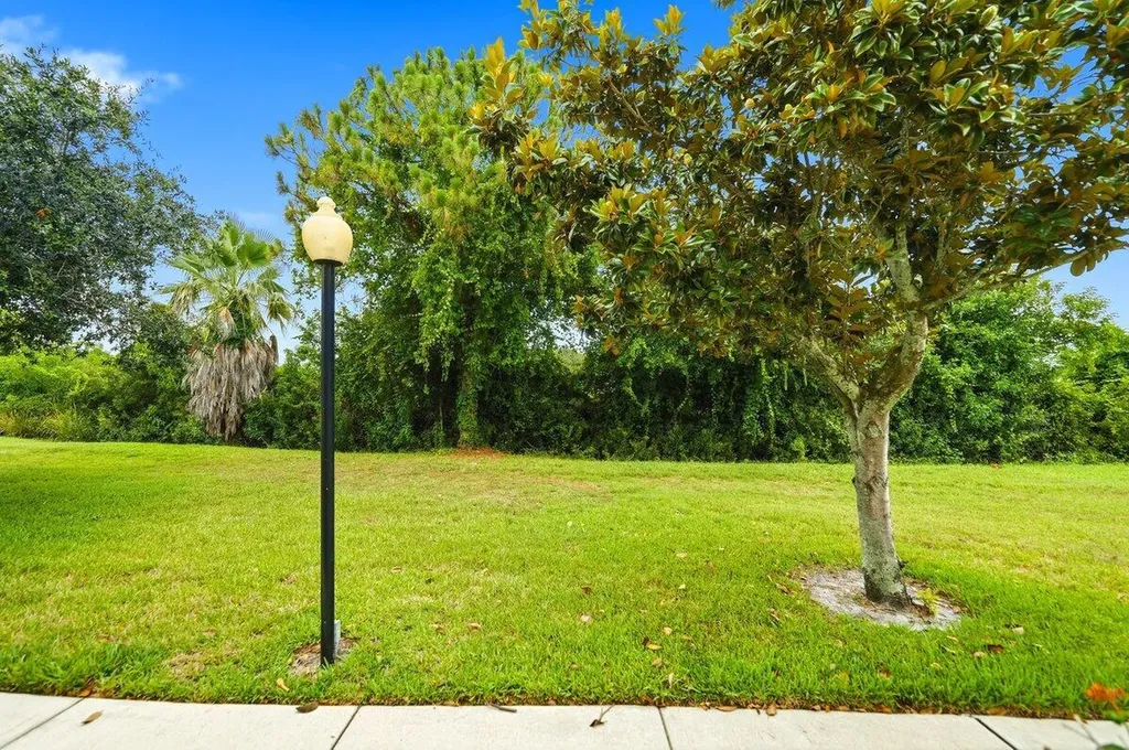124 SW Peacock Boulevard Port St Lucie FL 34986