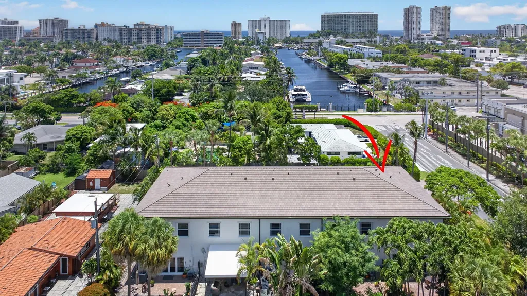 2505 NE 2nd Street Pompano Beach FL 33062