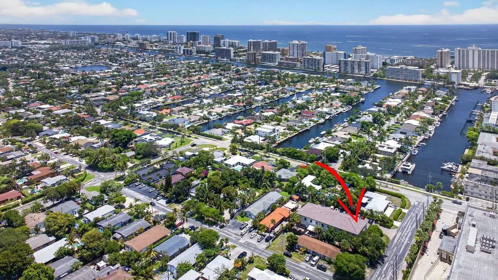 2505 NE 2nd Street Pompano Beach FL 33062
