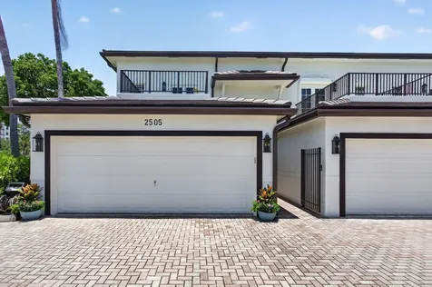 2505 NE 2nd Street Pompano Beach FL 33062
