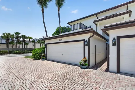 2505 NE 2nd Street Pompano Beach FL 33062