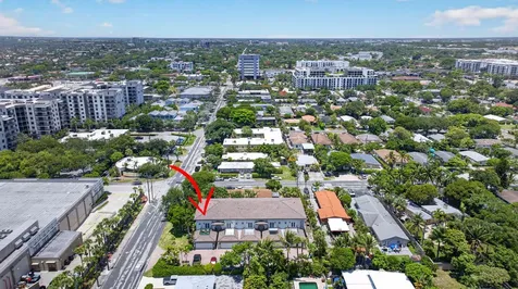 2505 NE 2nd Street Pompano Beach FL 33062