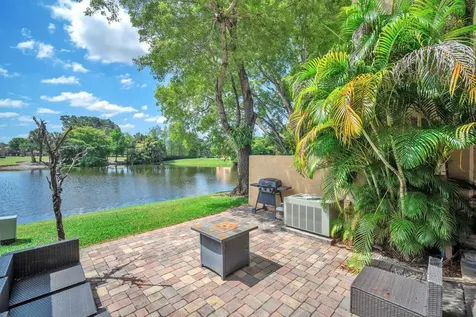 740 E Coco Plum Circle Plantation FL 33324