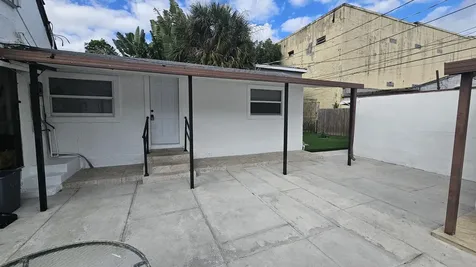 425 Ardmore Road West Palm Beach FL 33401