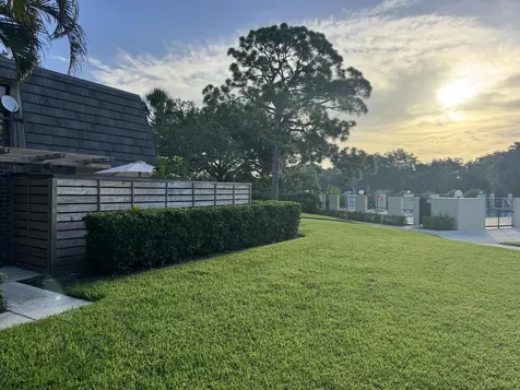 423 4th Terrace Palm Beach Gardens FL 33418