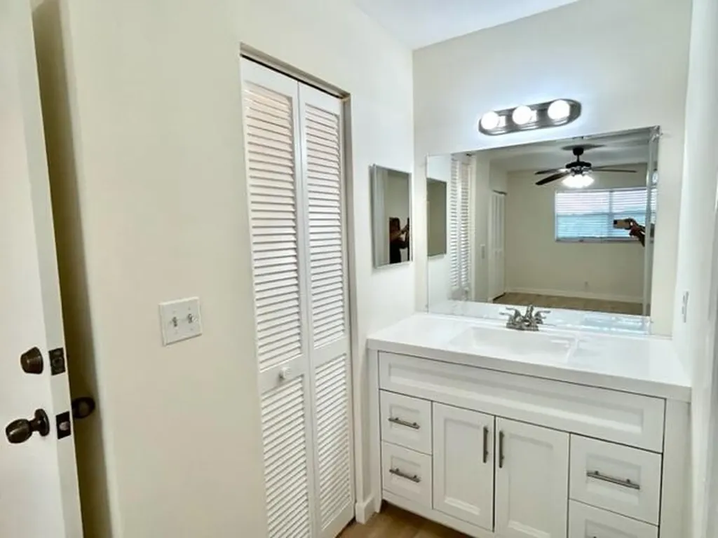 6061 N Falls Circle Drive Lauderhill FL 33319