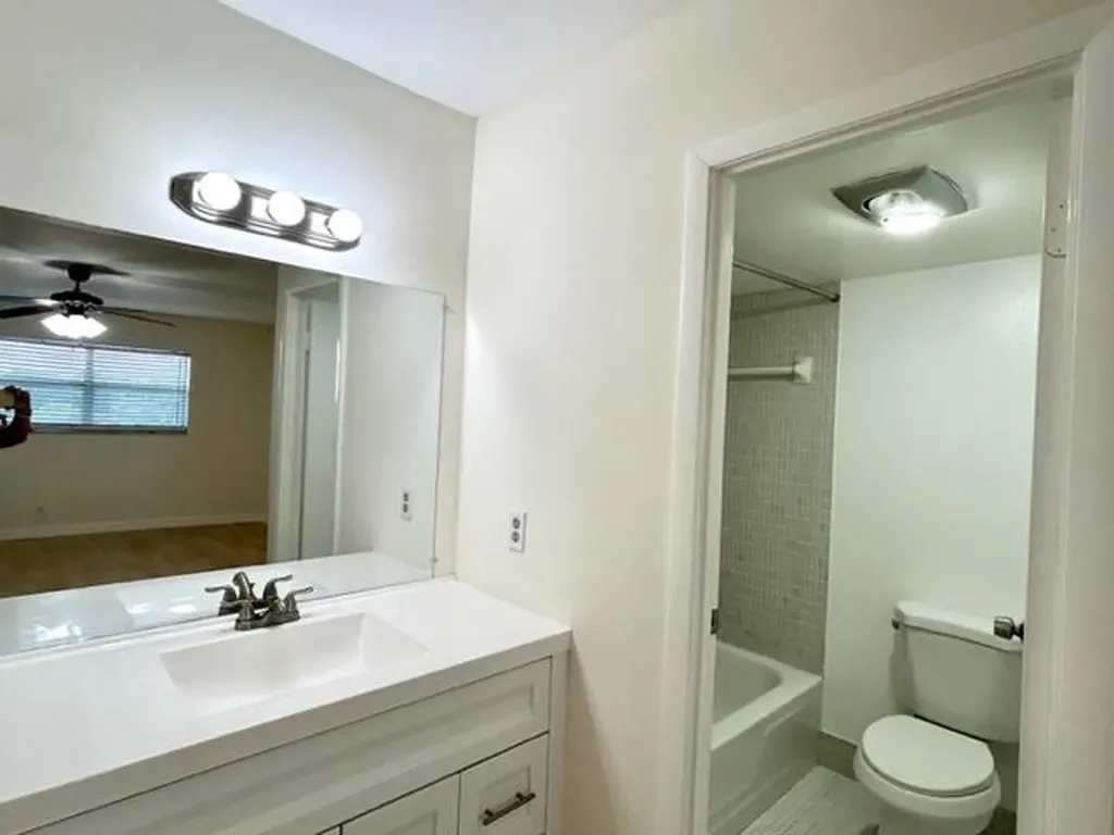 6061 N Falls Circle Drive Lauderhill FL 33319