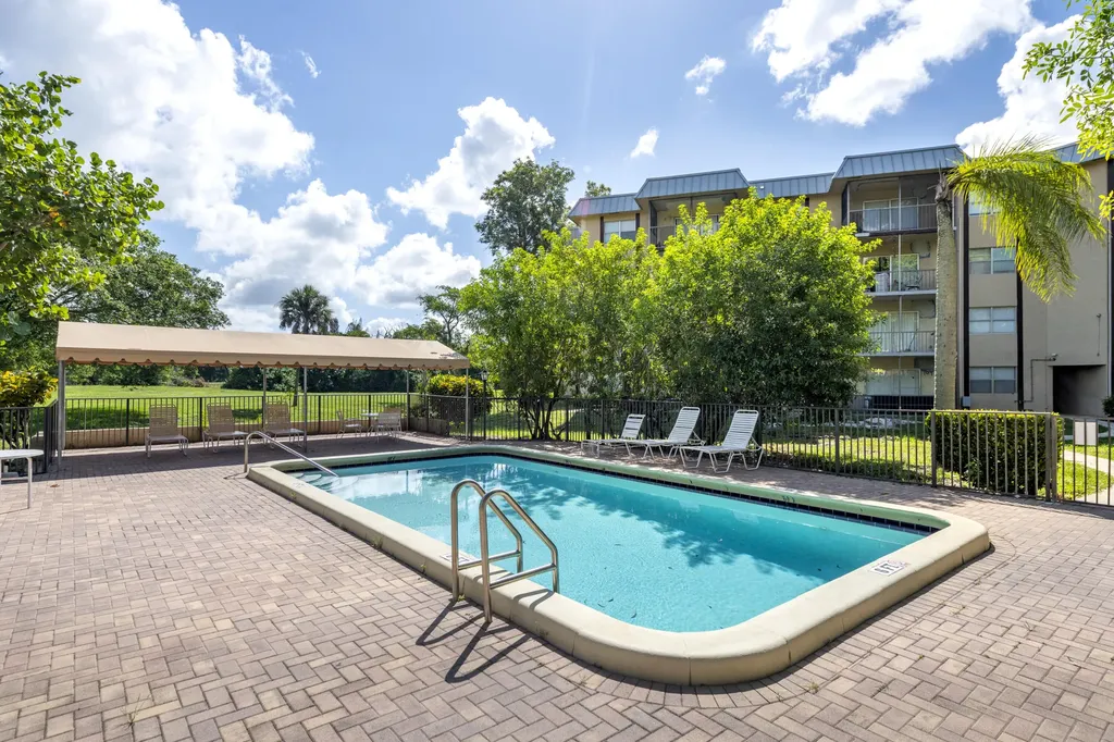 6061 N Falls Circle Drive Lauderhill FL 33319