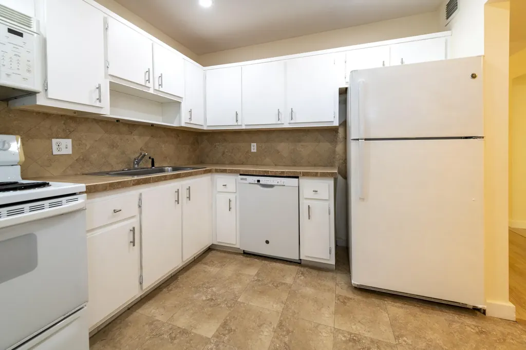 6061 N Falls Circle Drive Lauderhill FL 33319