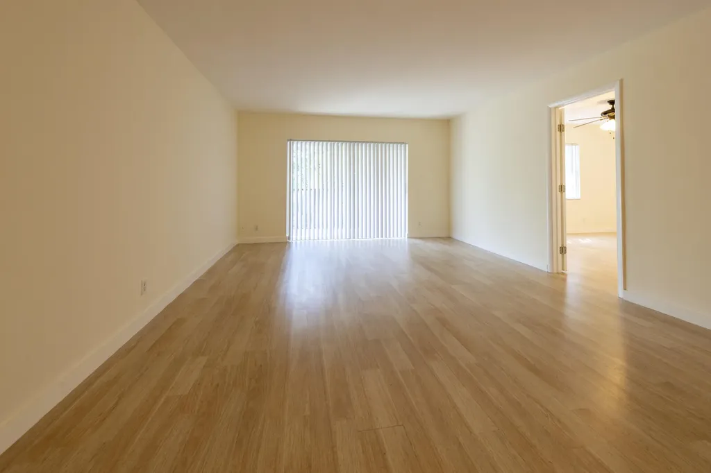 6061 N Falls Circle Drive Lauderhill FL 33319