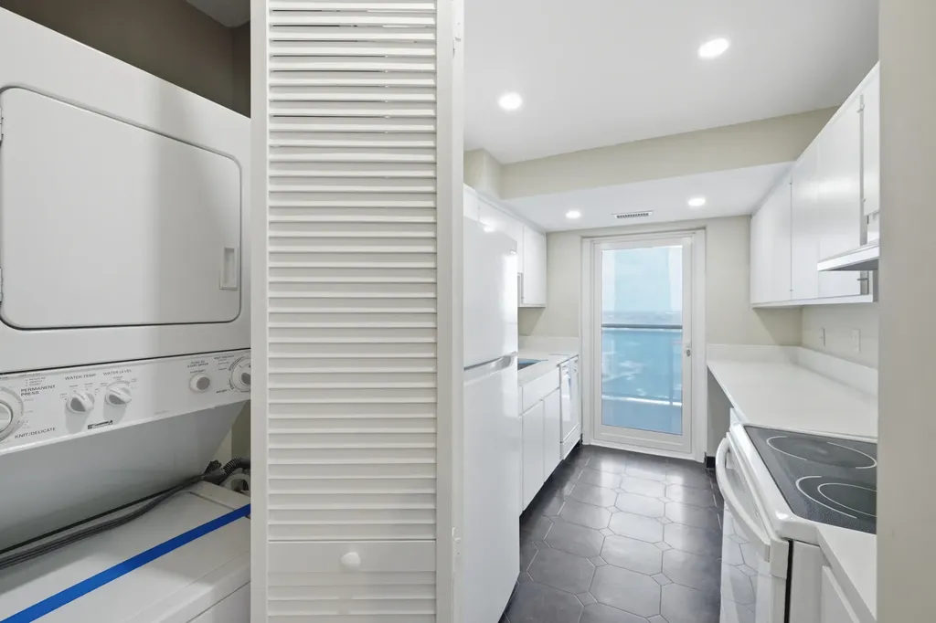 2841 N Ocean Boulevard Fort Lauderdale FL 33308