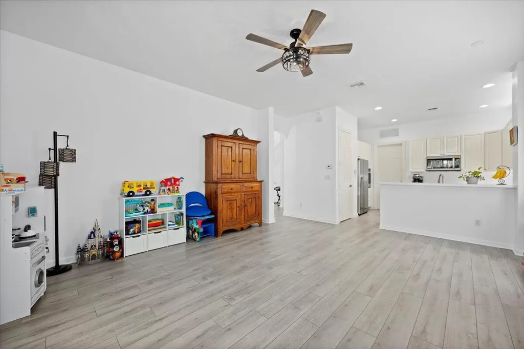 956 Mill Creek Drive Palm Beach Gardens FL 33410