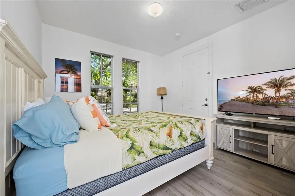 956 Mill Creek Drive Palm Beach Gardens FL 33410