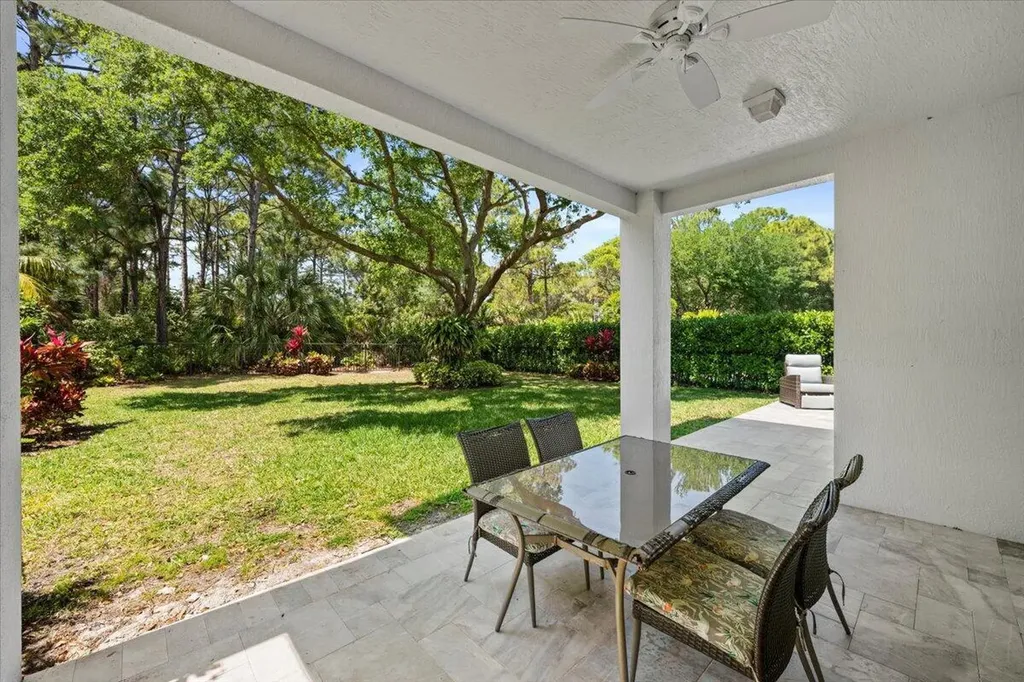 956 Mill Creek Drive Palm Beach Gardens FL 33410