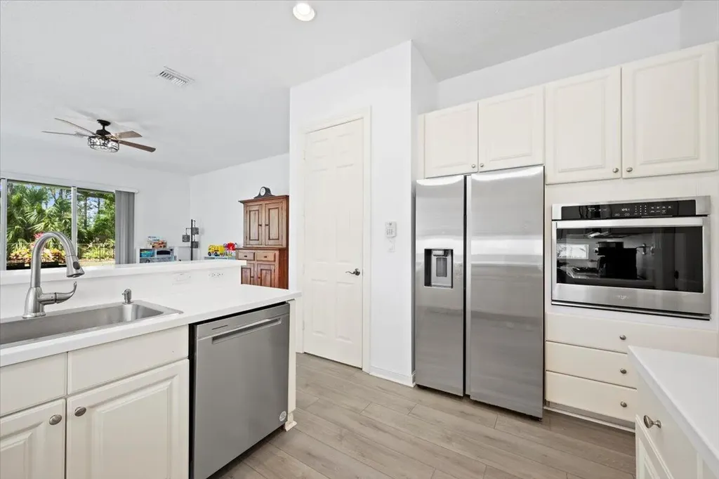 956 Mill Creek Drive Palm Beach Gardens FL 33410