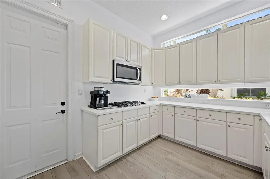 956 Mill Creek Drive Palm Beach Gardens FL 33410
